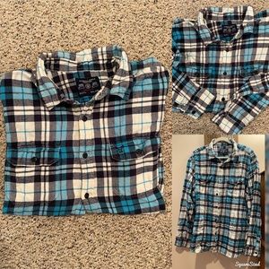 American eagle, men’s button down flannel.